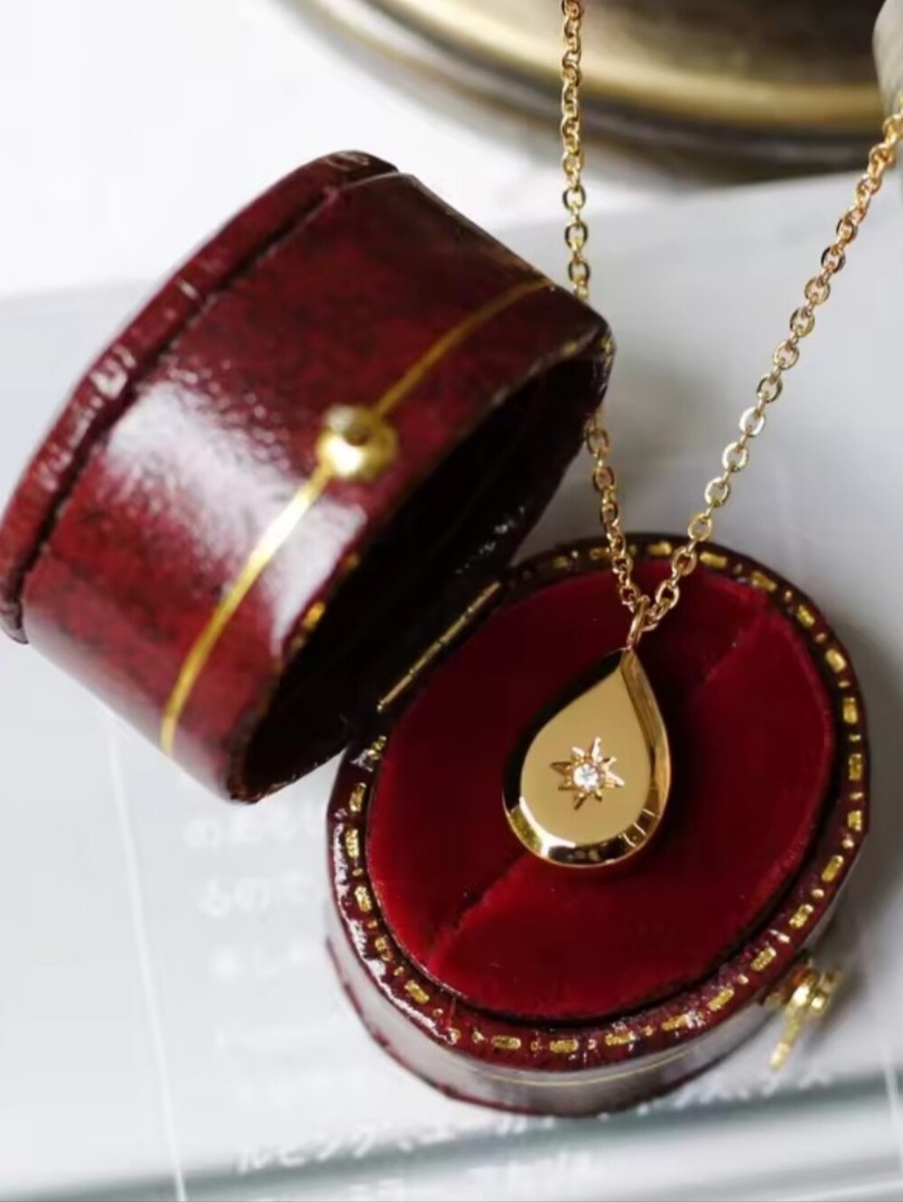 18 KT Gold Over Titanium Teardrop Starburst  Necklace